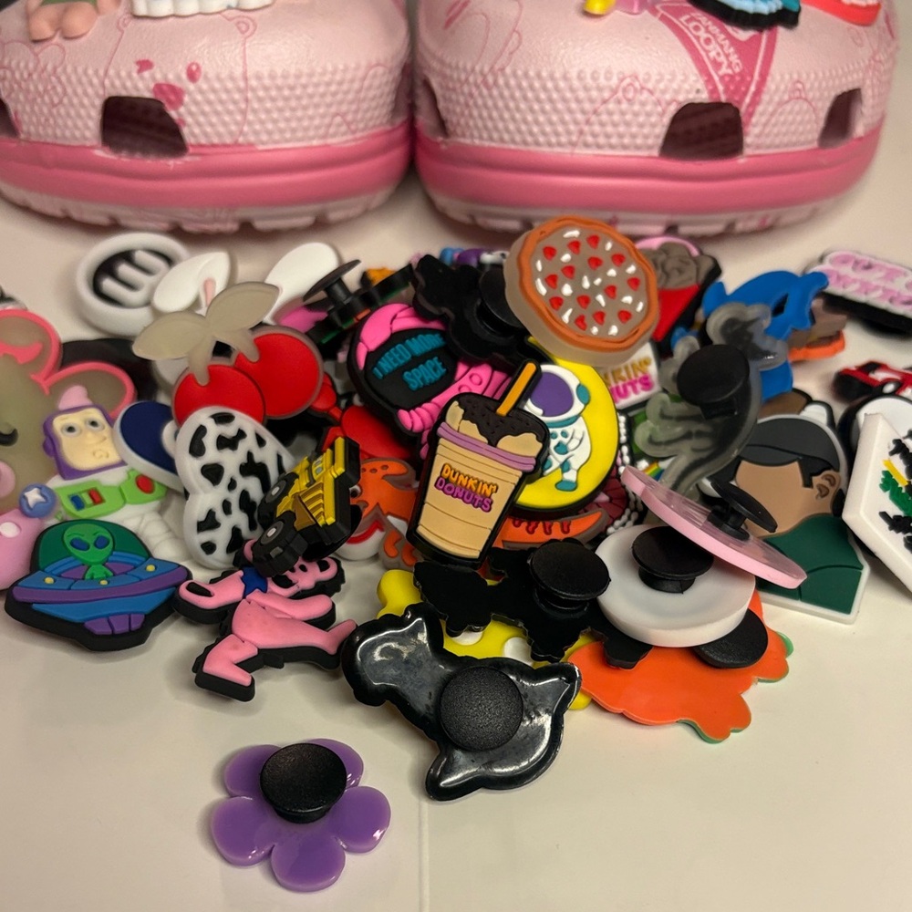 Personalized croc charm bundles!